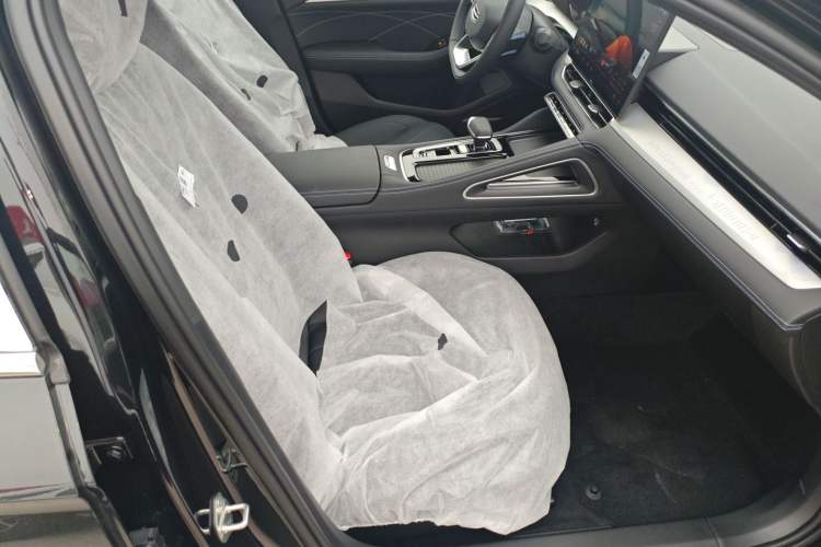 Used Geely Auto Preface 2026 Model Oriental Yao 1.5TD Fuyao Edition Right Front Seat