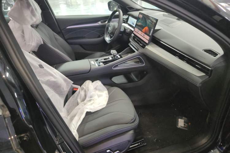 Used Geely Auto Preface 2026 Model Oriental Yao 1.5TD Kunlun Edition Right Front Seat