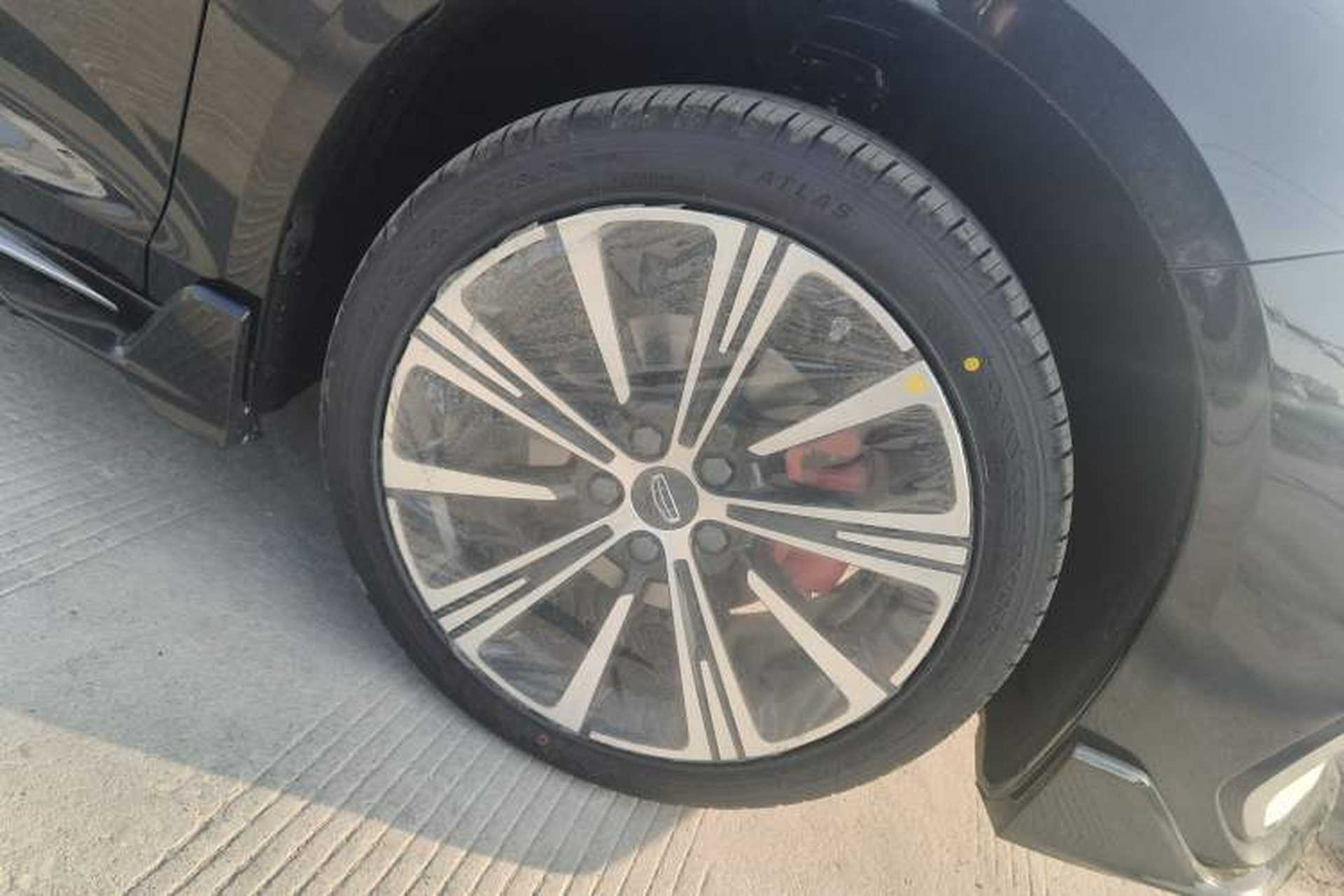 Used Geely Auto Preface 2026 Model Oriental Yao 1.5TD Kunlun Edition Right Front Wheel Hub