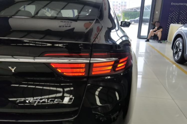 Used Geely Auto Preface 2026 Model Oriental Yao 1.5TD Fuyao Edition Right Rear Taillight