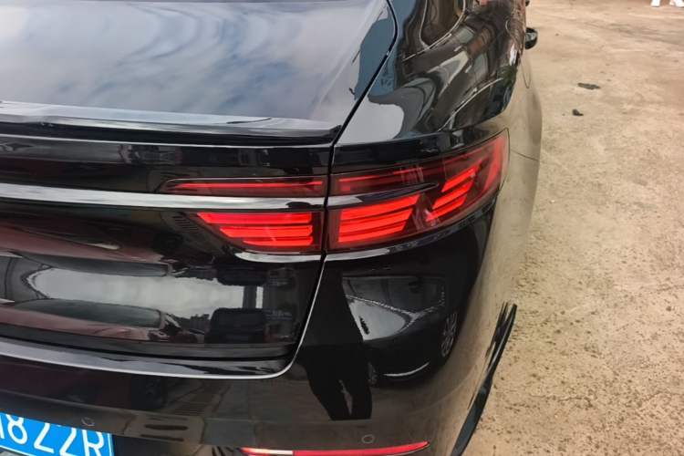 Used Geely Auto Preface 2026 Model Oriental Yao 2.0TD Lanxing Edition Right Rear Taillight