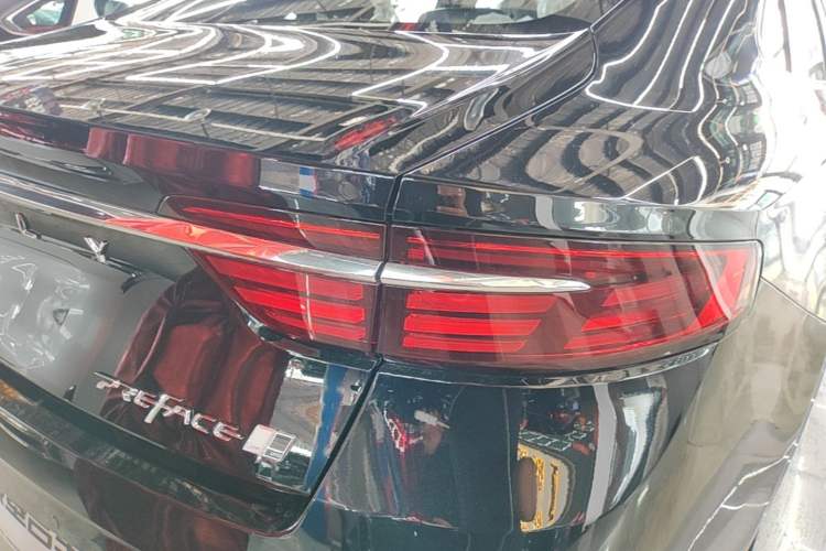 Used Geely Auto Preface 2026 Model Oriental Yao 1.5TD Fuyao Edition Right Rear Taillight