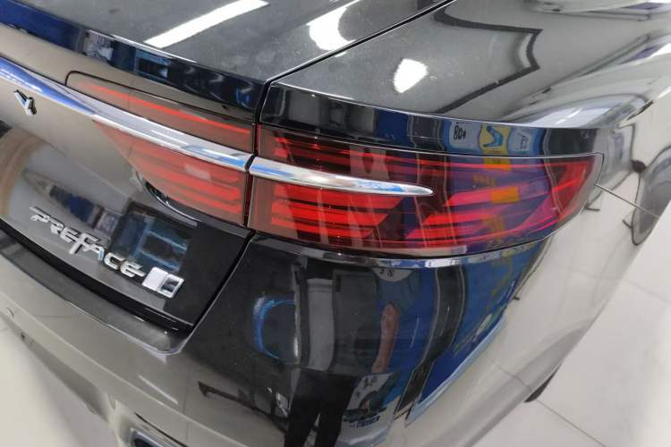 Used Geely Auto Preface 2026 Model Oriental Yao 1.5TD Fuyao Edition Right Rear Taillight