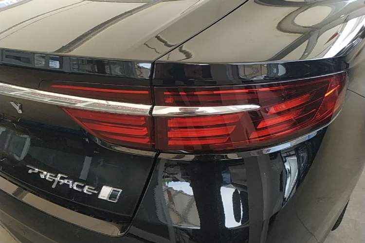 Used Geely Auto Preface 2026 Model Oriental Yao 1.5TD Fuyao Edition Right Rear Taillight