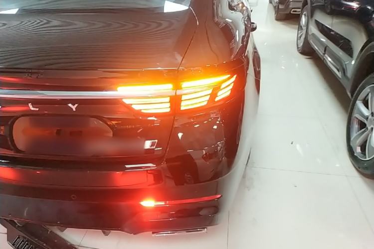 Used Geely Auto Preface 2026 Model Oriental Yao 1.5TD Fuyao Edition Right Rear Taillight