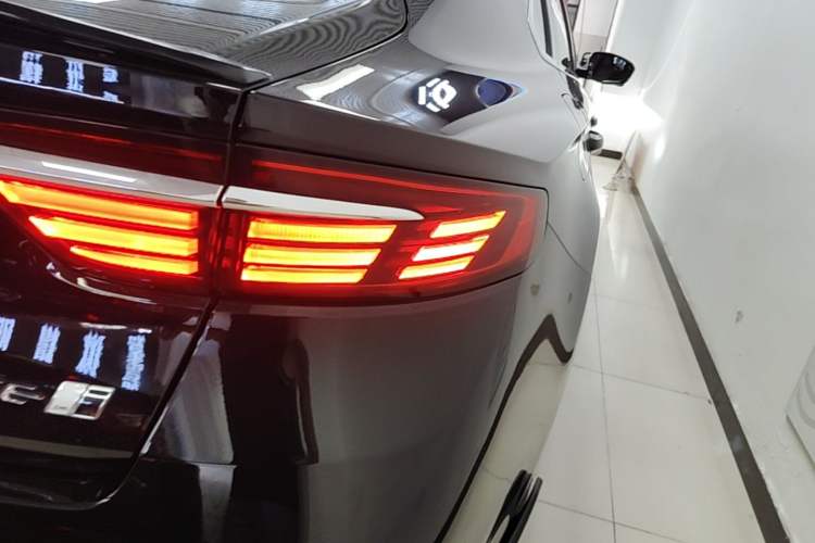 Used Geely Auto Preface 2026 Model Oriental Yao 1.5TD Kunlun Edition Right Rear Taillight