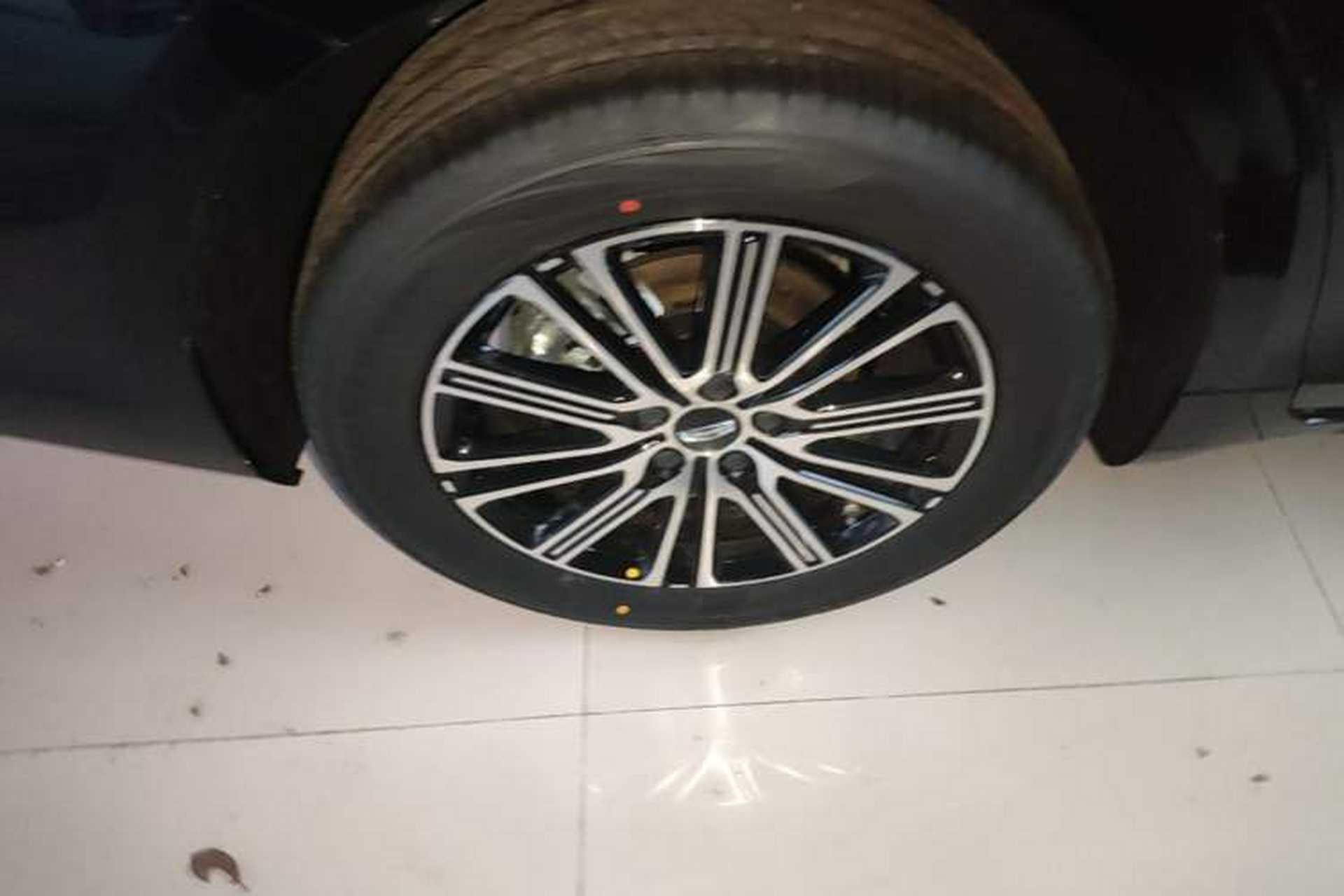 Used Geely Auto Preface 2026 Model Oriental Yao 1.5TD Fuyao Edition Right Rear Wheel Hub