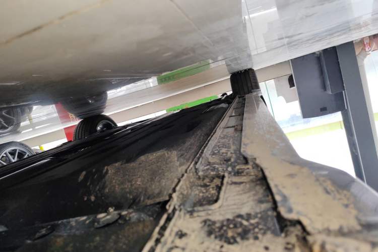 Used Geely Auto Preface 2026 Model Oriental Yao 1.5TD Kunlun Edition Right Side Sill