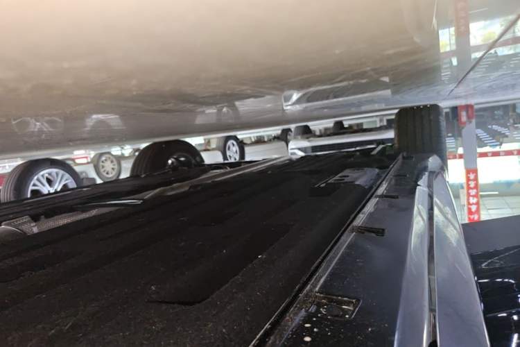 Used Geely Auto Preface 2026 Model Oriental Yao 1.5TD Fuyao Edition Right Side Sill