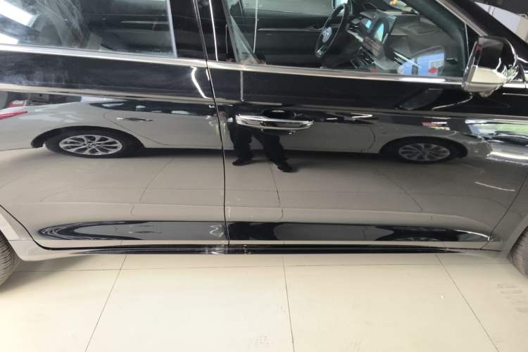 Used Geely Auto Preface 2026 Model Oriental Yao 1.5TD Fuyao Edition Right Side Sill
