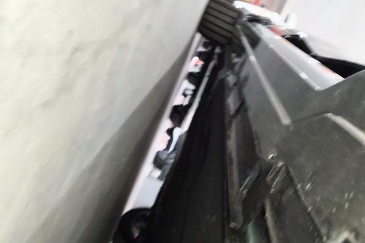 Used Geely Auto Preface 2026 Model Oriental Yao 1.5TD Kunlun Edition Right Side Sill