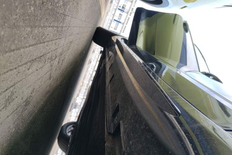 Used Geely Auto Preface 2026 Model Oriental Yao 1.5TD Fuyao Edition Right Side Sill