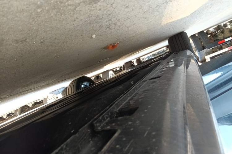 Used Geely Auto Preface 2026 Model Oriental Yao 1.5TD Fuyao Edition Right Side Sill