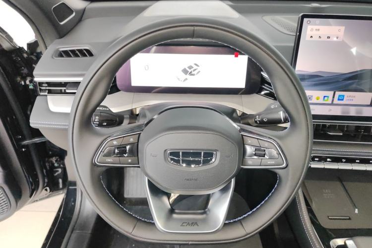 Used Geely Auto Preface 2026 Model Oriental Yao 1.5TD Kunlun Edition Steering Wheel
