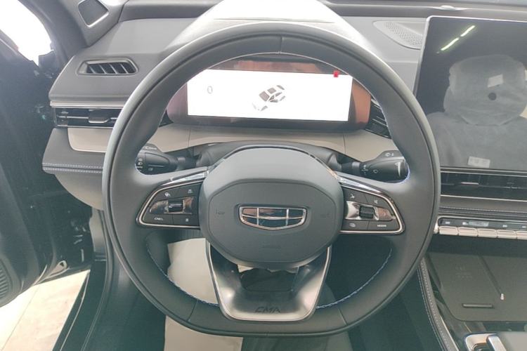 Used Geely Auto Preface 2026 Model Oriental Yao 1.5TD Kunlun Edition Steering Wheel