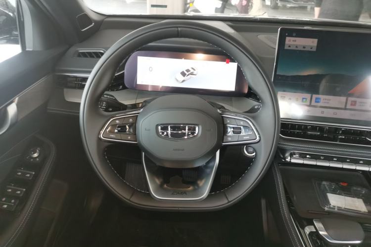 Used Geely Auto Preface 2026 Model Oriental Yao 1.5TD Kunlun Edition Steering Wheel