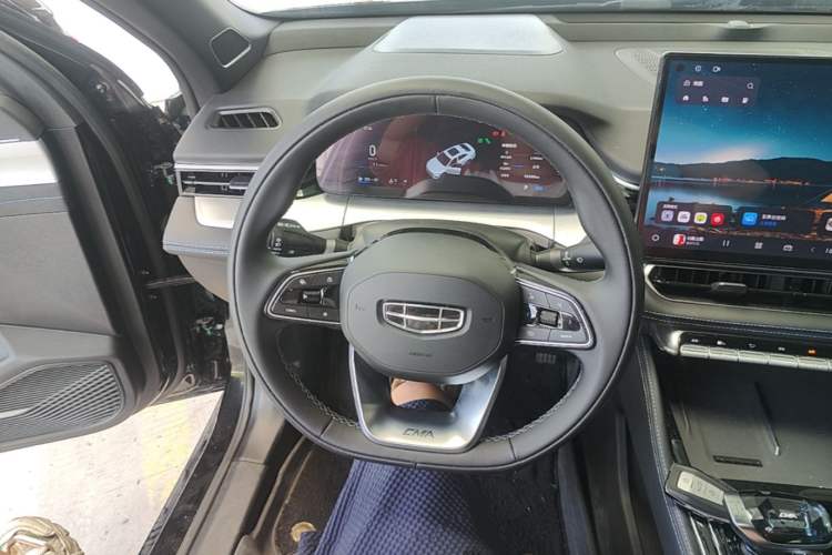 Used Geely Auto Preface 2026 Model Oriental Yao 2.0TD Xiaohan Edition Steering Wheel