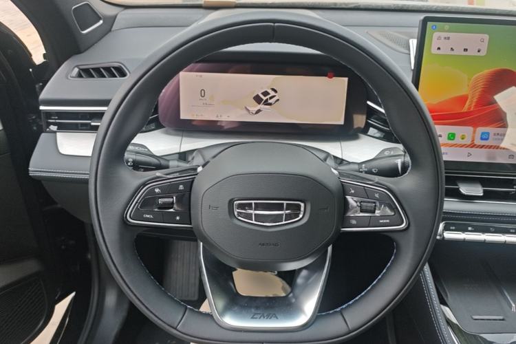 Used Geely Auto Preface 2026 Model Oriental Yao 1.5TD Kunlun Edition Steering Wheel