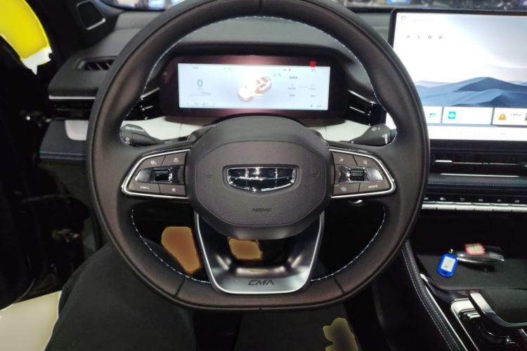 Used Geely Auto Preface 2026 Model Oriental Yao 1.5TD Fuyao Edition Steering Wheel