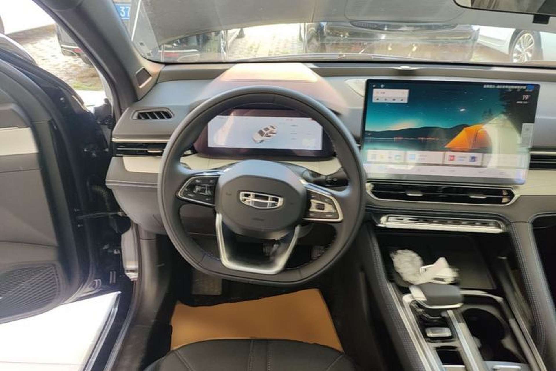 Used Geely Auto Preface 2026 Model Oriental Yao 1.5TD Kunlun Edition Steering Wheel