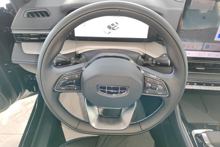 Used Geely Auto Preface 2026 Model Oriental Yao 1.5TD Fuyao Edition Steering Wheel