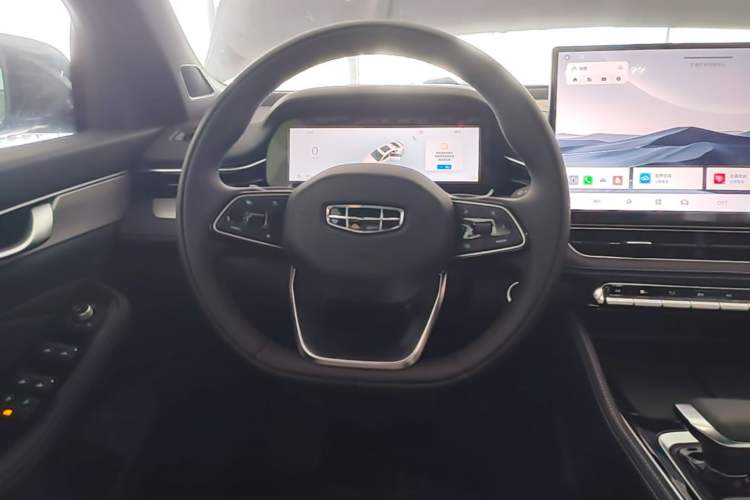 Used Geely Auto Preface 2026 Model Oriental Yao 1.5TD Fuyao Edition Steering Wheel