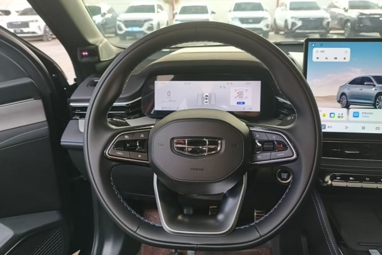 Used Geely Auto Preface 2026 Model Oriental Yao 2.0TD Lanxing Edition Steering Wheel