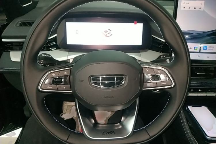 Used Geely Auto Preface 2026 Model Oriental Yao 1.5TD Fuyao Edition Steering Wheel