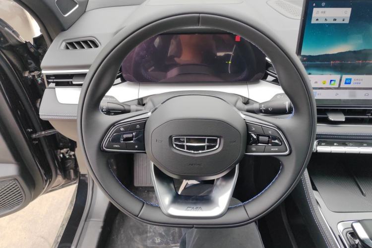 Used Geely Auto Preface 2026 Model Oriental Yao 1.5TD Fuyao Edition Steering Wheel