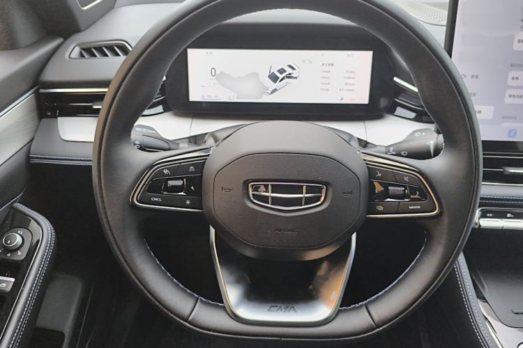 Used Geely Auto Preface 2026 Model Oriental Yao 1.5TD Kunlun Edition Steering Wheel