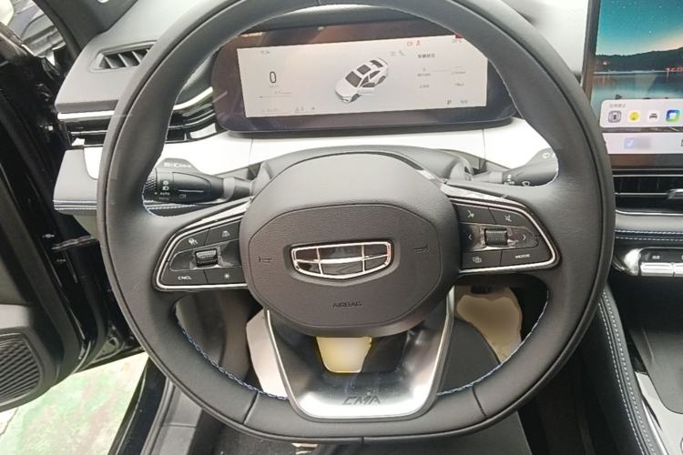 Used Geely Auto Preface 2026 Model Oriental Yao 1.5TD Kunlun Edition Steering Wheel