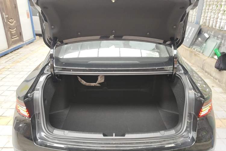 Used Geely Auto Preface 2026 Model Oriental Yao 1.5TD Kunlun Edition Trunk
