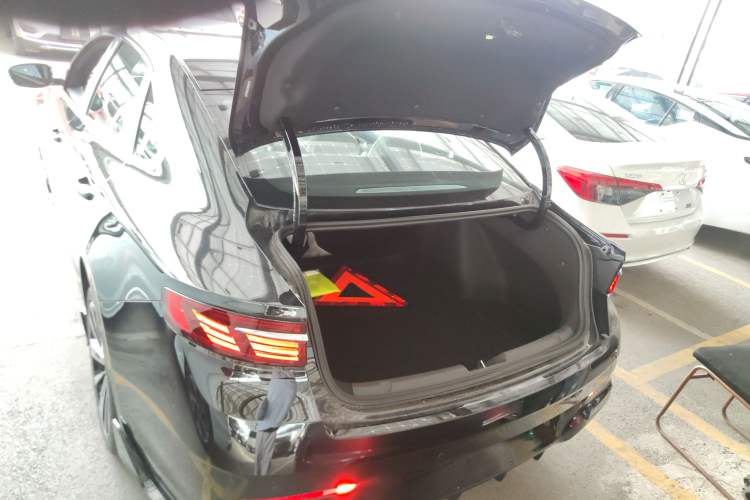 Used Geely Auto Preface 2026 Model Oriental Yao 1.5TD Kunlun Edition Trunk
