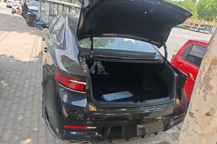 Used Geely Auto Preface 2026 Model Oriental Yao 1.5TD Kunlun Edition Trunk