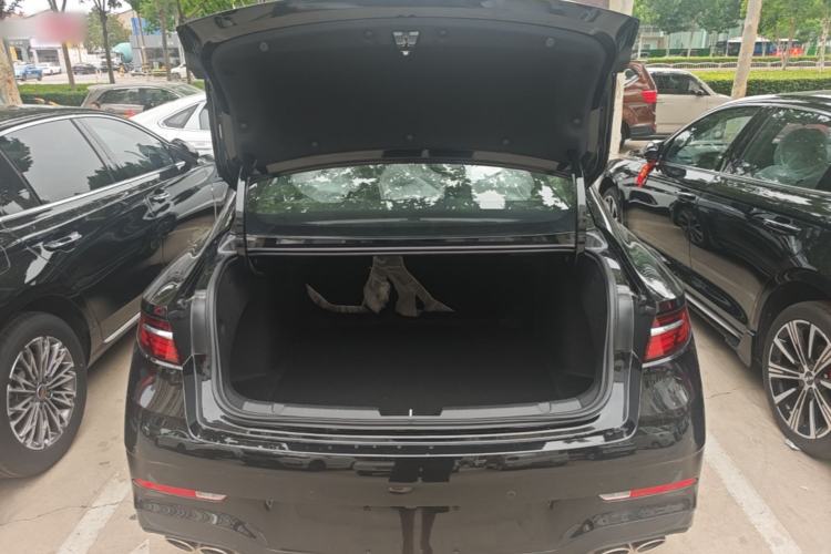 Used Geely Auto Preface 2026 Model Oriental Yao 1.5TD Kunlun Edition Trunk