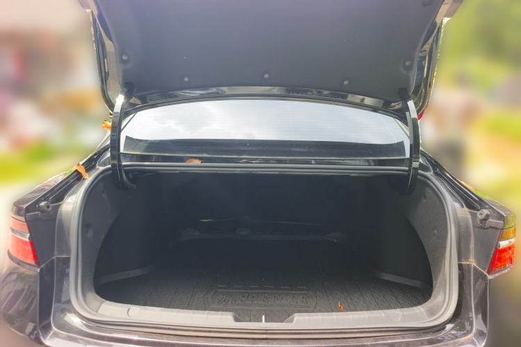 Used Geely Auto Preface 2026 Model Oriental Yao 1.5TD Kunlun Edition Trunk