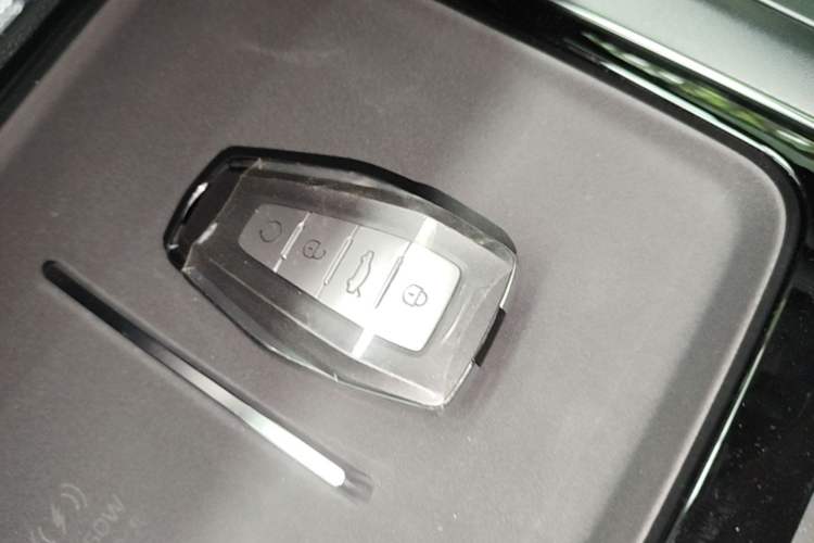 Used Geely Auto Preface 2026 Model Oriental Yao 1.5TD Kunlun Edition Vehicle Key