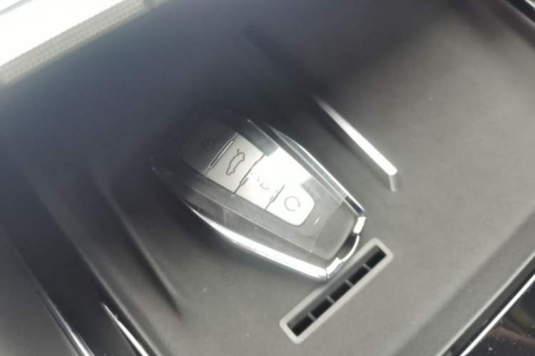 Used Geely Auto Preface 2026 Model Oriental Yao 1.5TD Kunlun Edition Vehicle Key