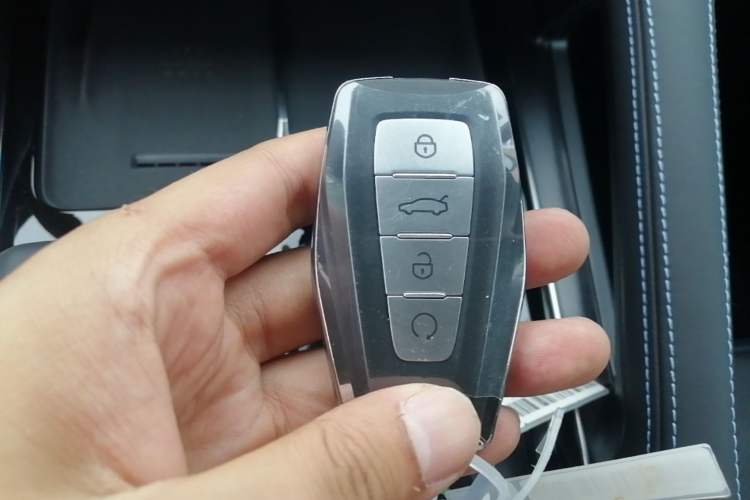 Used Geely Auto Preface 2026 Model Oriental Yao 1.5TD Kunlun Edition Vehicle Key