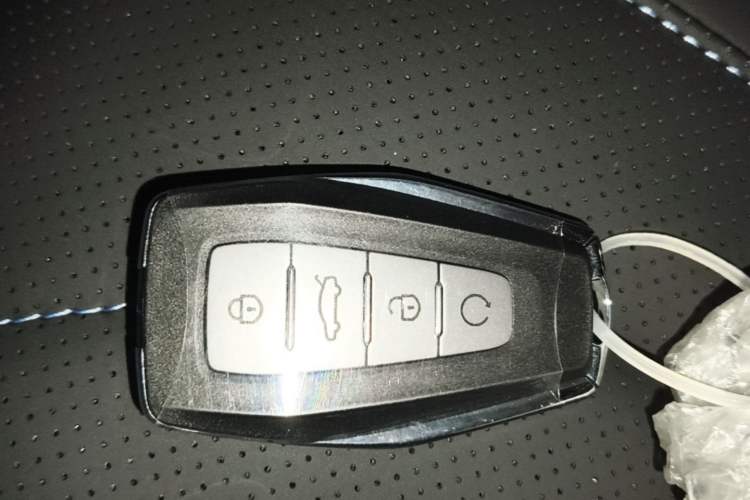 Used Geely Auto Preface 2026 Model Oriental Yao 1.5TD Kunlun Edition Vehicle Key