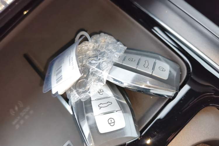 Used Geely Auto Preface 2026 Model Oriental Yao 1.5TD Kunlun Edition Vehicle Key