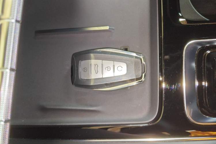 Used Geely Auto Preface 2026 Model Oriental Yao 1.5TD Kunlun Edition Vehicle Key