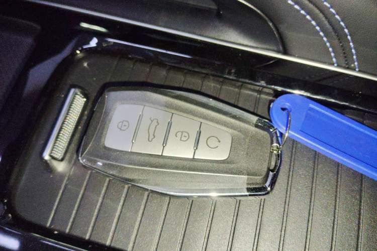Used Geely Auto Preface 2026 Model Oriental Yao 1.5TD Fuyao Edition Vehicle Key