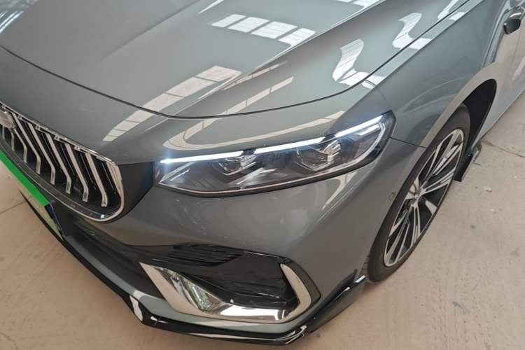 Used Geely Auto Preface 2026 Model Oriental Yao 2.0TD Wangyue Edition Left Front Headlight