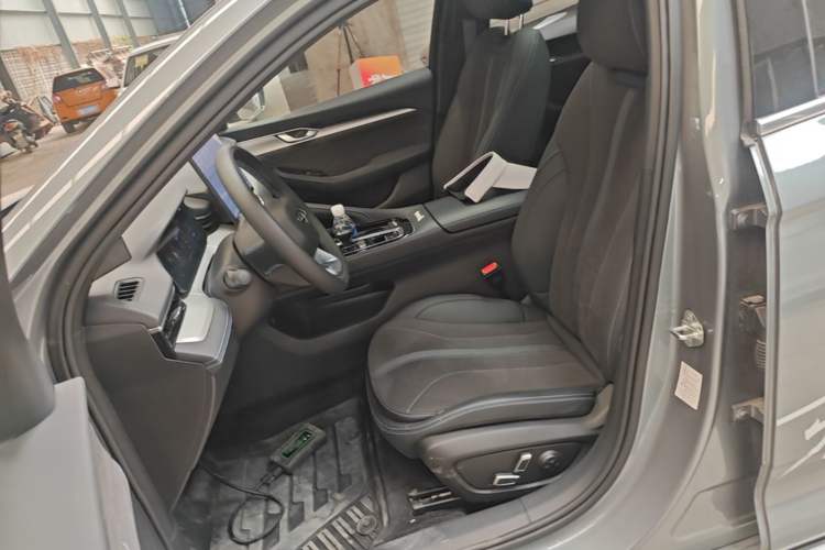 Used Geely Auto Preface 2026 Model Oriental Yao 2.0TD Wangyue Edition Left Front Seat