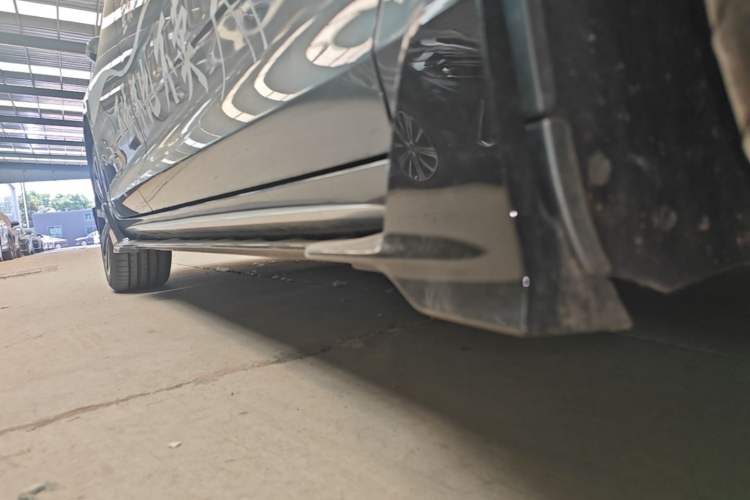 Used Geely Auto Preface 2026 Model Oriental Yao 2.0TD Wangyue Edition Right Side Sill