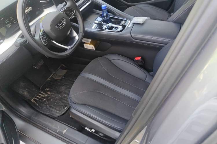 Used Geely Auto Preface 2026 Model Oriental Yao 2.0TD Wangyue Edition Left Front Seat