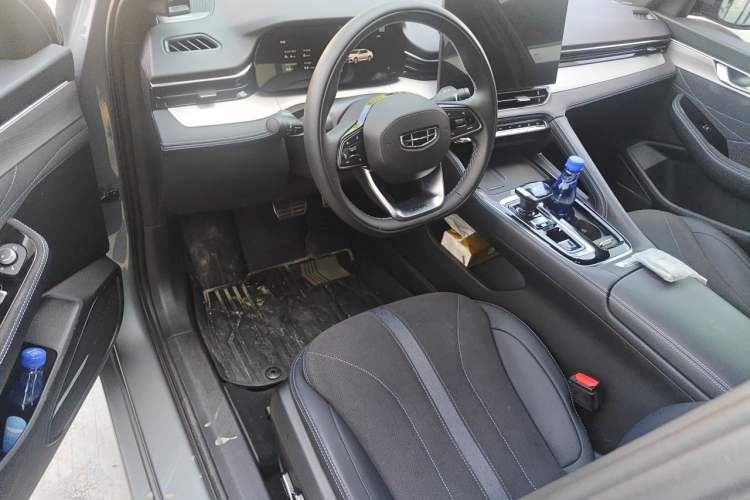 Used Geely Auto Preface 2026 Model Oriental Yao 2.0TD Wangyue Edition Steering Wheel
