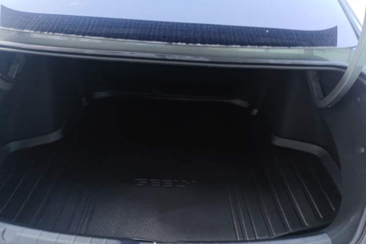 Used Geely Auto Preface 2026 Model Oriental Yao 2.0TD Wangyue Edition Trunk