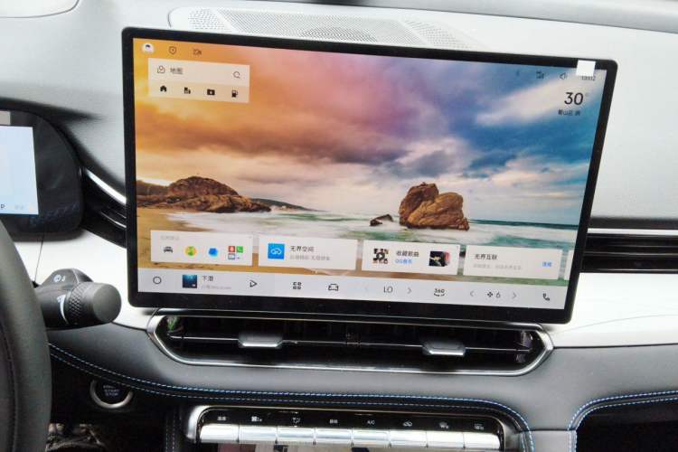 Used Geely Auto Preface 2026 Model Oriental Yao 2.0TD Lanxing Edition Audio And AC Panel